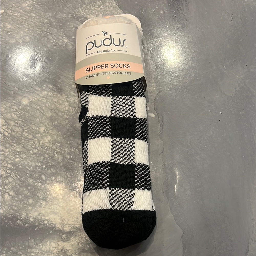 Black and White Checkered Slipper Socks